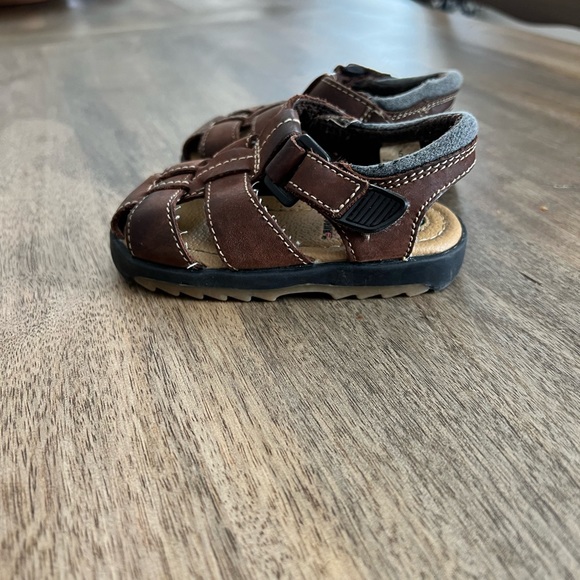 Buster Brown & Co Leather Sandals (Size 5) - Picture 3 of 8